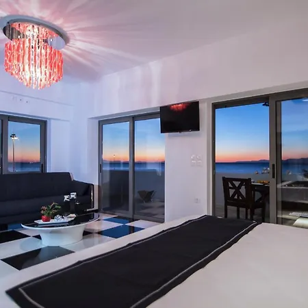 Majestic Penthouse In The Heart Of Πάτρα