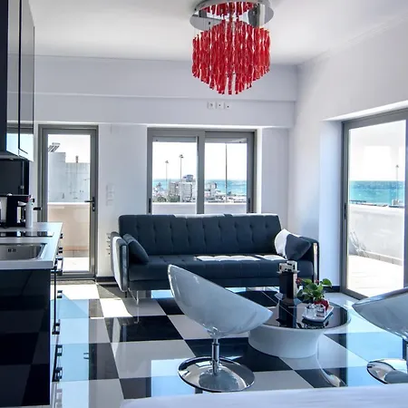 Majestic Penthouse In The Heart Of * Patras