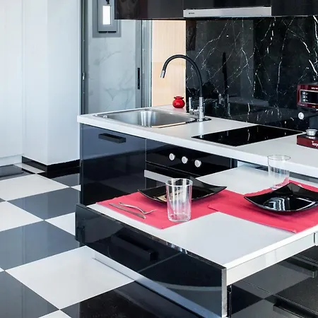Majestic Penthouse In The Heart Of 아파트 *