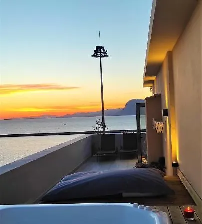 Majestic Penthouse In The Heart Of Lejlighed Patras